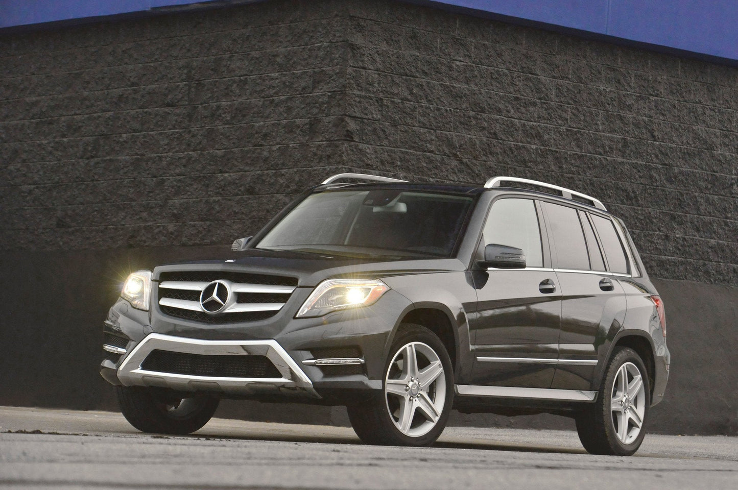 Integrated Reverse Camera Viewing for System 2012-2015 Mercedes Benz GLK - Ensight Automotive Solutions -
