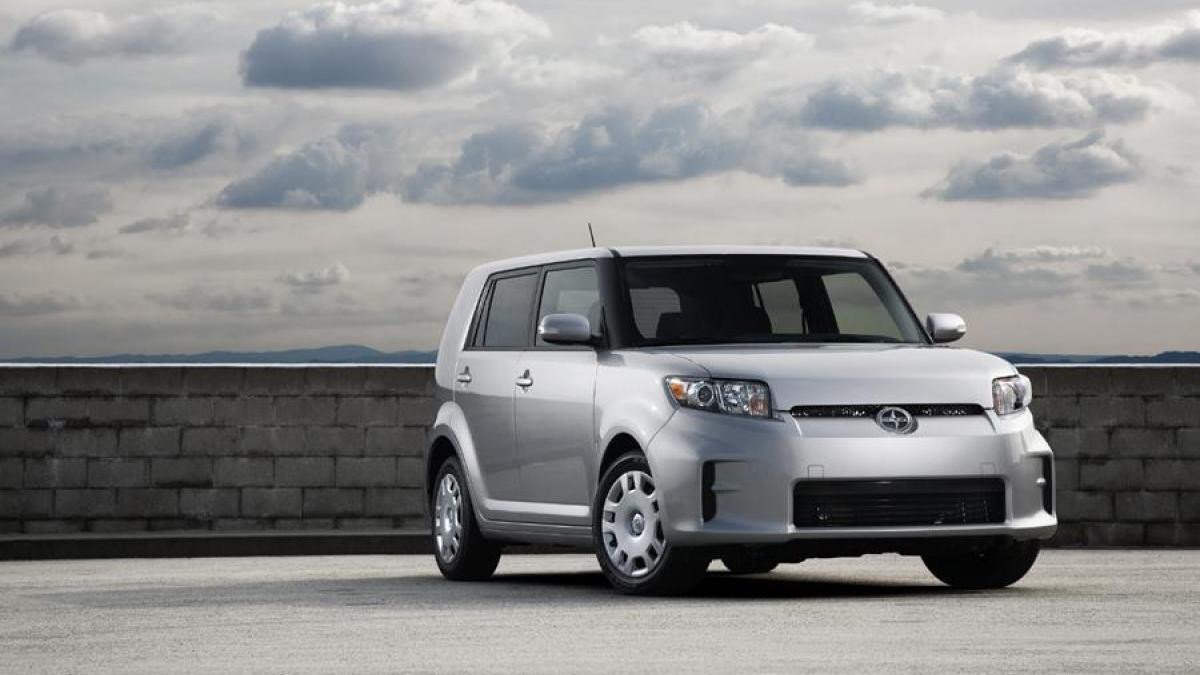 Integrated Reverse Camera Viewing System for 2012-2014 Scion xB - Ensight Automotive Solutions -