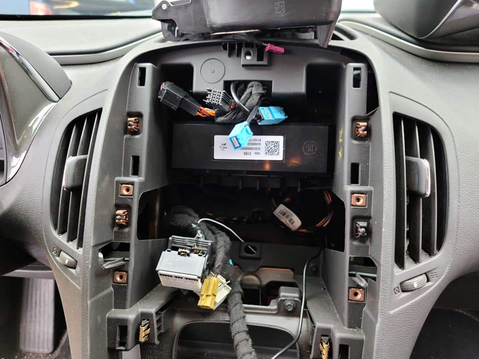 AutoPlay OEM Smartphone Integration Kit for 2014-2017 Buick Encore - Ensight Automotive Solutions -