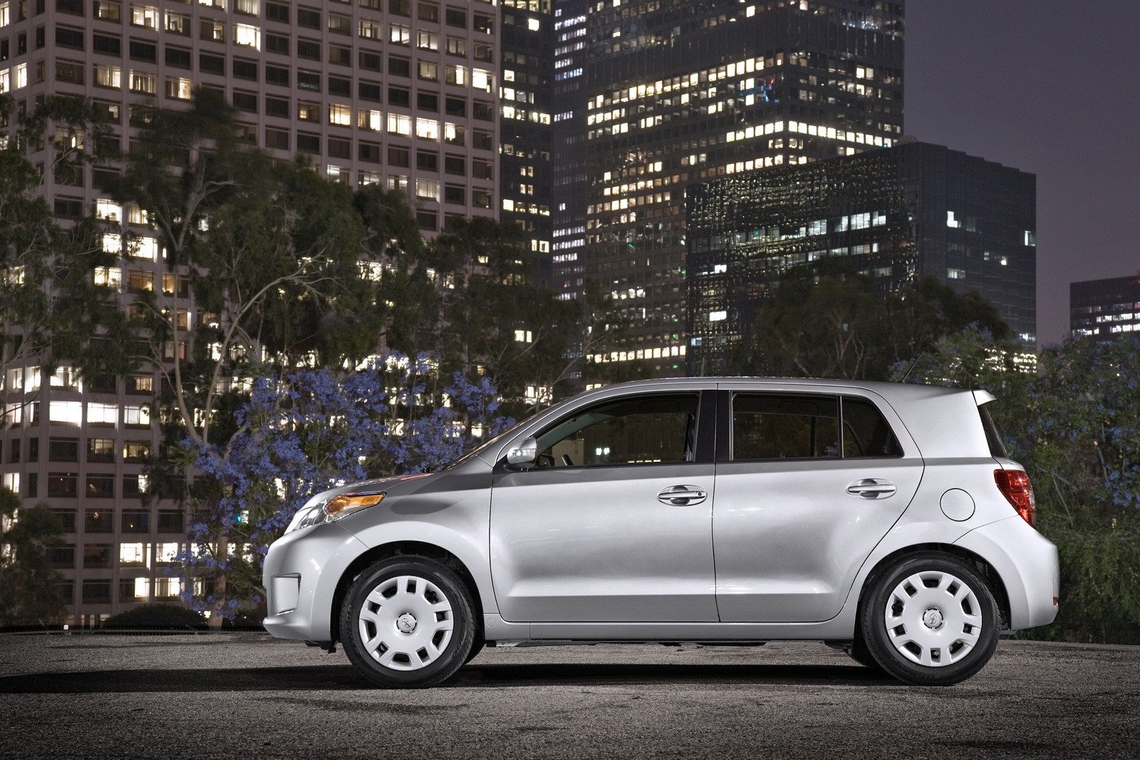Integrated Reverse Camera Viewing System for 2012-2014 Scion xD - Ensight Automotive Solutions -